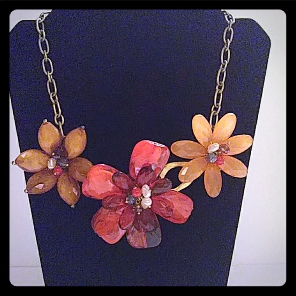 Huge, beautiful statement necklace.